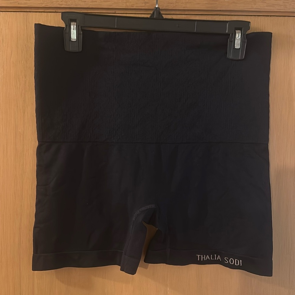 Thalia Sodi Intimates Women’s Shapewear Smoothing Shorts Black Size XL